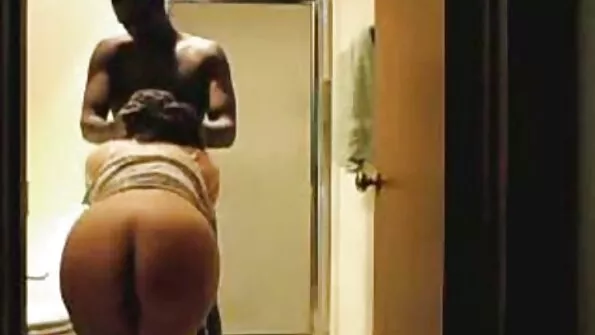 Анални уличници смучат големи членове в хардкор групово българско порно безплатно порно видео.