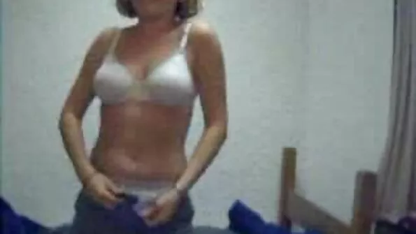 Негърът чука едрогърда зряла в български порно сайт дупето и я довежда до оргазъм.