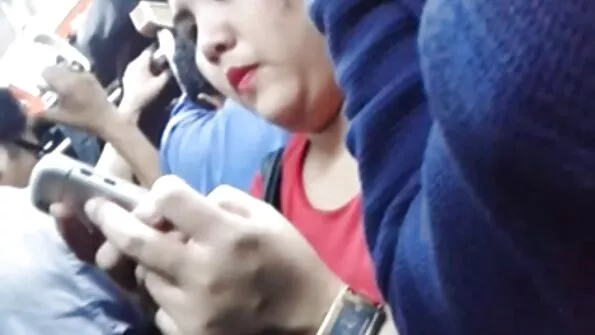 Пъхна българско аматьорско порно член в аналния ми - не очаквах да е толкова готино.