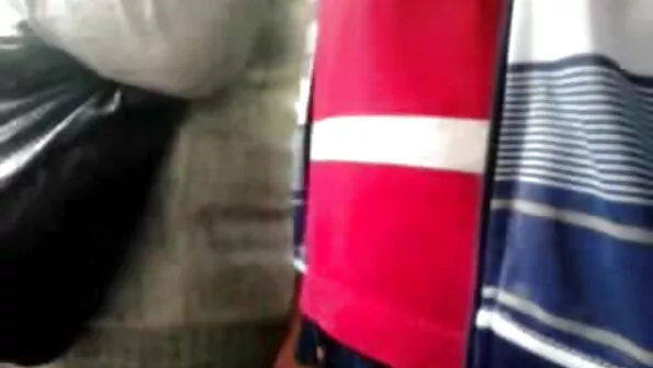 След фотосесията порно български двойката се зае с анално чукане.