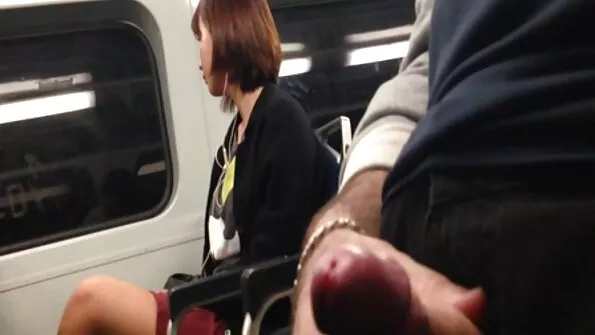 Анално порно с участието на порно с превод на български Адриана Чечик и нейните две приятелки.