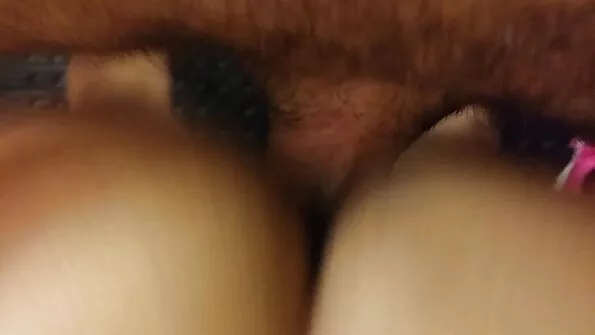 Сладки мацки се чукат в леглото с приятел в анално български порно порно.