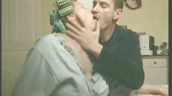 Млада дама се чука анално с българско безплатно порно руснак.