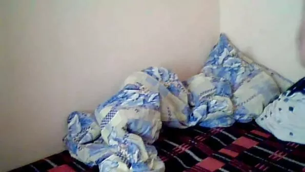 Руски студент търпи болки в ануса за добри пари. секс порно българско