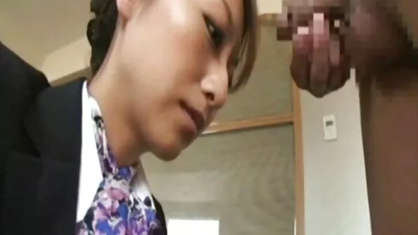 Младо момиче с чорапи наистина свършва от аматьорско бг порно анален секс.