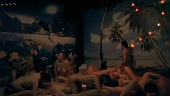 Анален секс с млада красавица на български порно филми басейн.