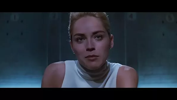 Чука момиче в красиво дупе balgarsko porno у дома.